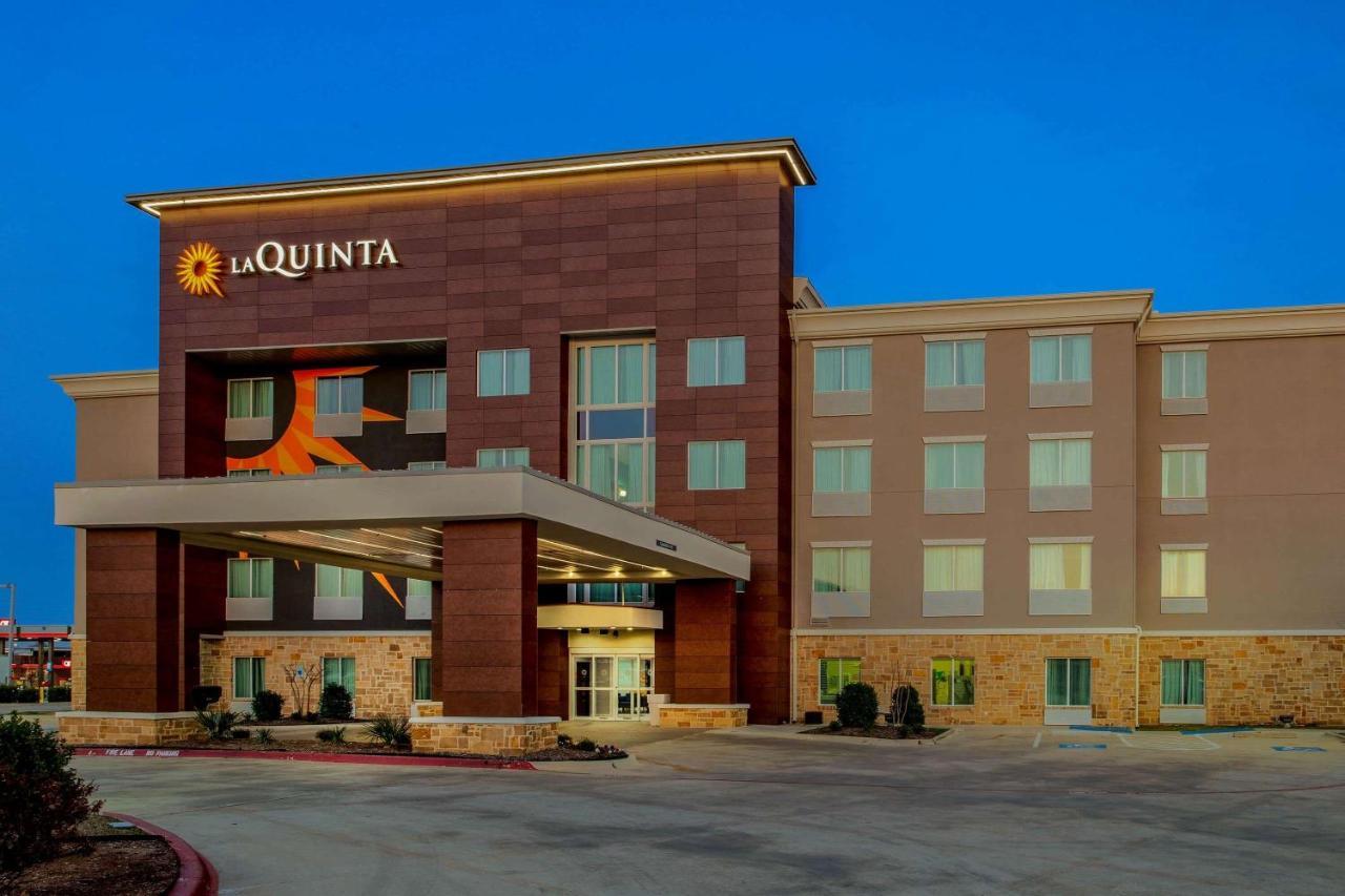 La Quinta Inn & Suites By Wyndham Northlake Ft. Worth Elizabethtown Eksteriør billede