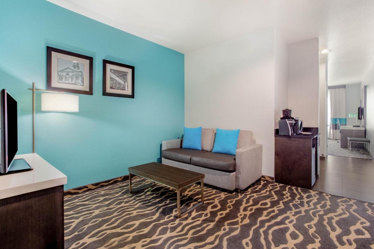 La Quinta Inn & Suites By Wyndham Northlake Ft. Worth Elizabethtown Eksteriør billede