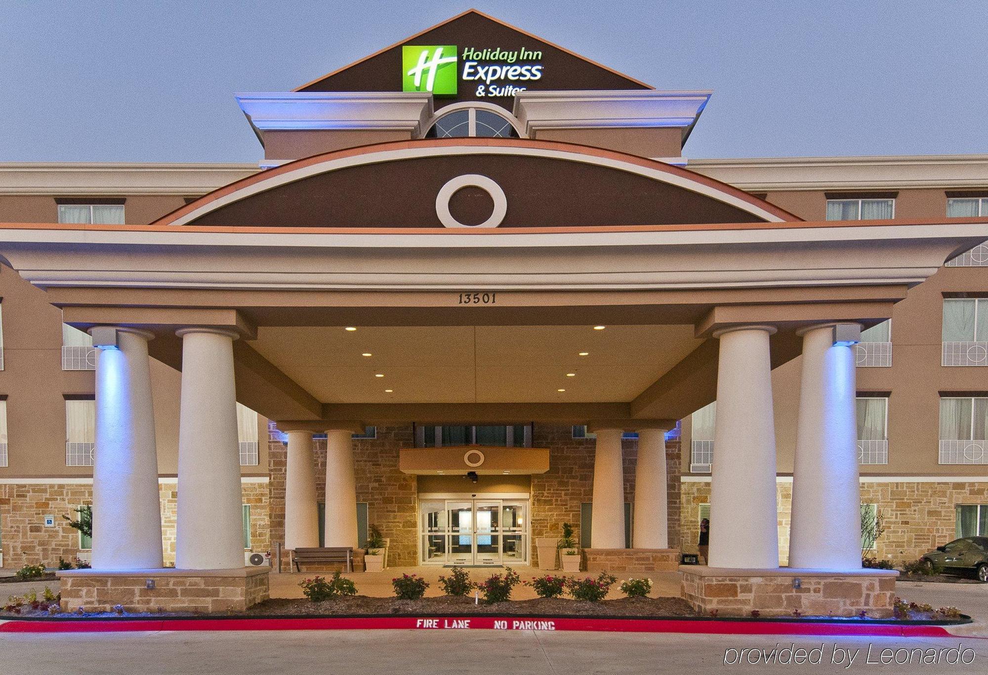 La Quinta Inn & Suites By Wyndham Northlake Ft. Worth Elizabethtown Eksteriør billede