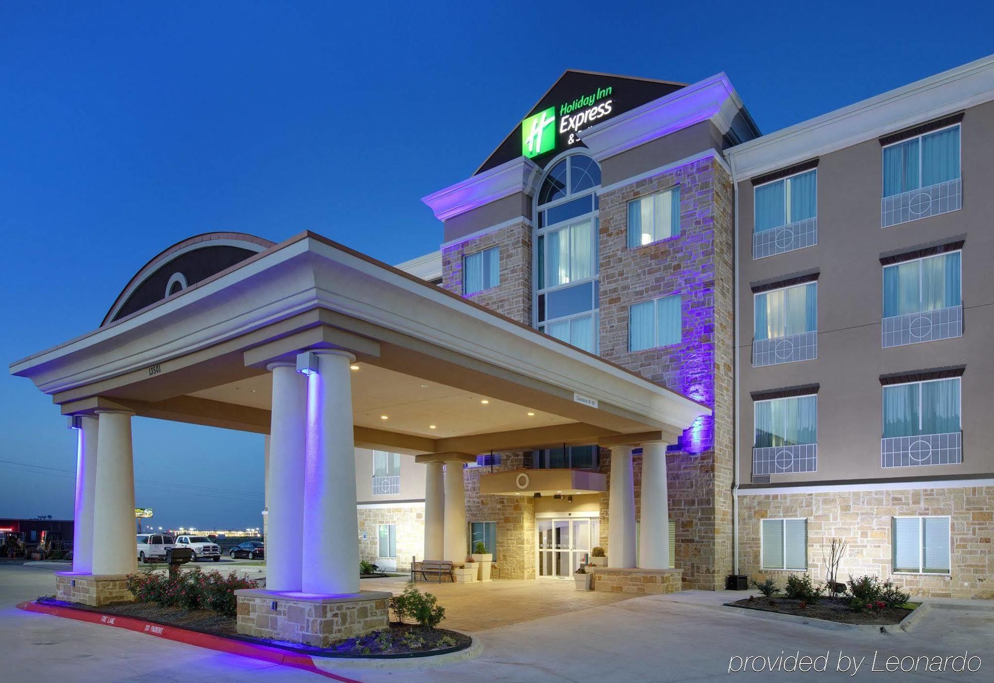 La Quinta Inn & Suites By Wyndham Northlake Ft. Worth Elizabethtown Eksteriør billede