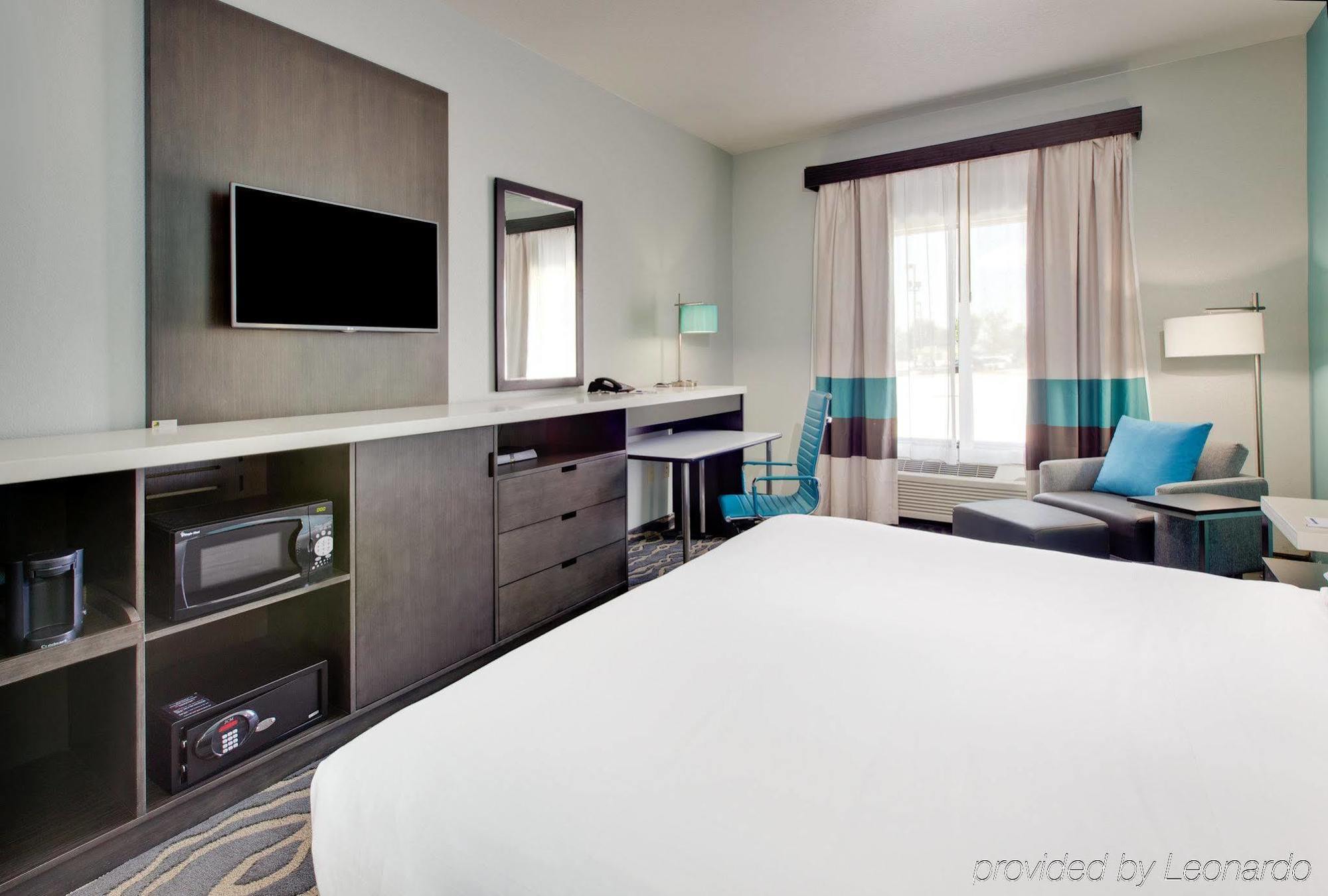 La Quinta Inn & Suites By Wyndham Northlake Ft. Worth Elizabethtown Eksteriør billede